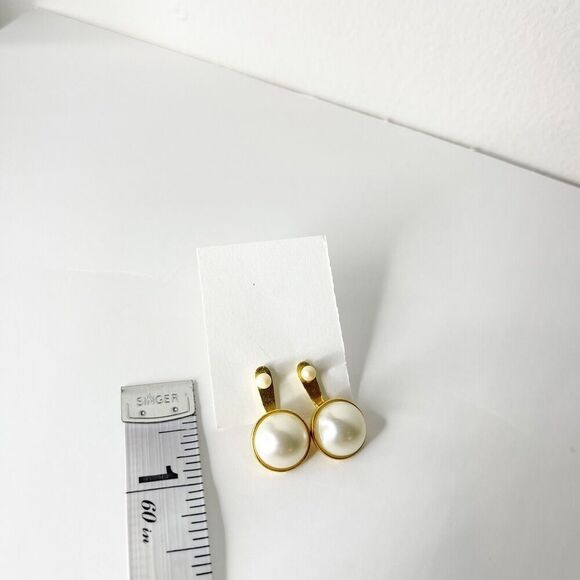 Vintage JJ Jonette Earrings Gold Tone Pearl Drop 80s 90s Retro Glam - Picture 9 of 16